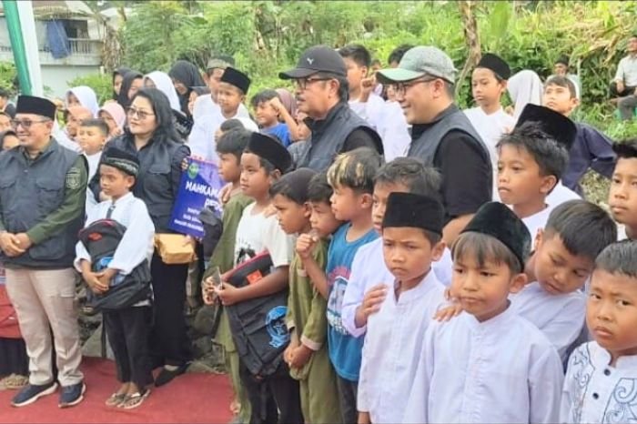 Foto: Prof Yulius SH, MH dan rombongan Mahkamah Agung diterima oleh Bupati Eka Putra dan Forkompida Tanah Datar di Indojolito, menandai kolaborasi dan komitmen dalam pemulihan pasca-bencana. (2/7/24) (Doc.Ist)