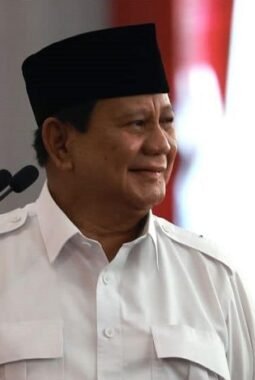 Prabowo Kirim Gibran ke Papua, PDI Perjuangan: Ini Baru Serius!